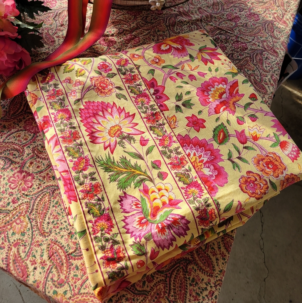 April Cornell tablecloth